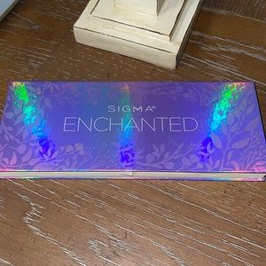 Sigma Enchanted Eyeshadow Pallet